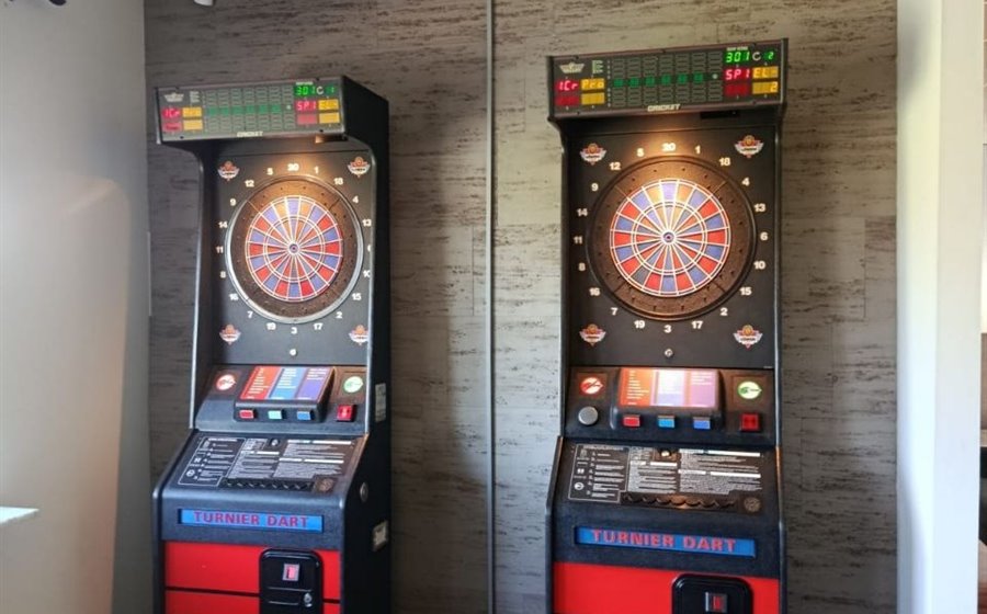 Dartautomaten bei Mike's Diner und Sportsbar